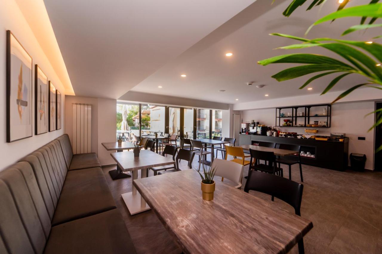 Hotel Vigo, Eforie Bagian luar foto